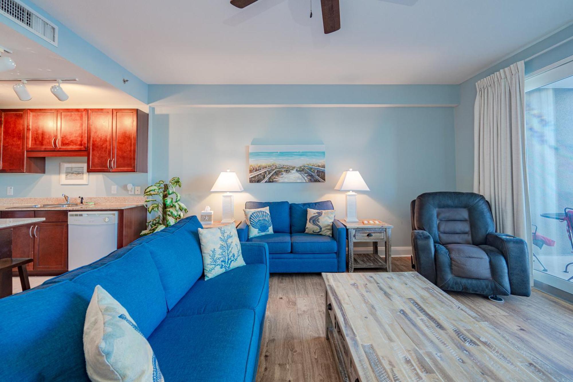 Laketown Wharf #119 By Nautical