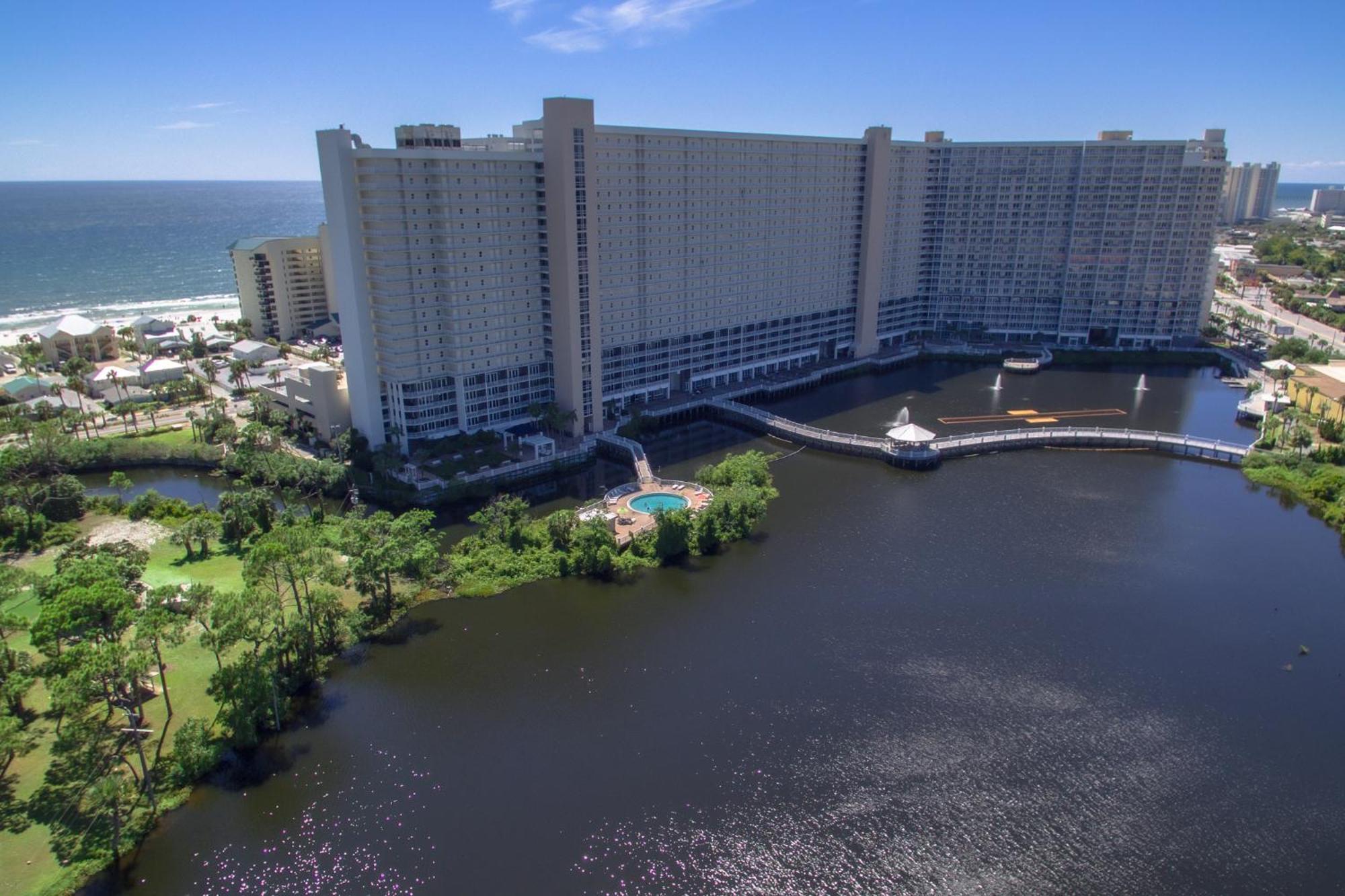 Laketown Wharf #119 By Nautical